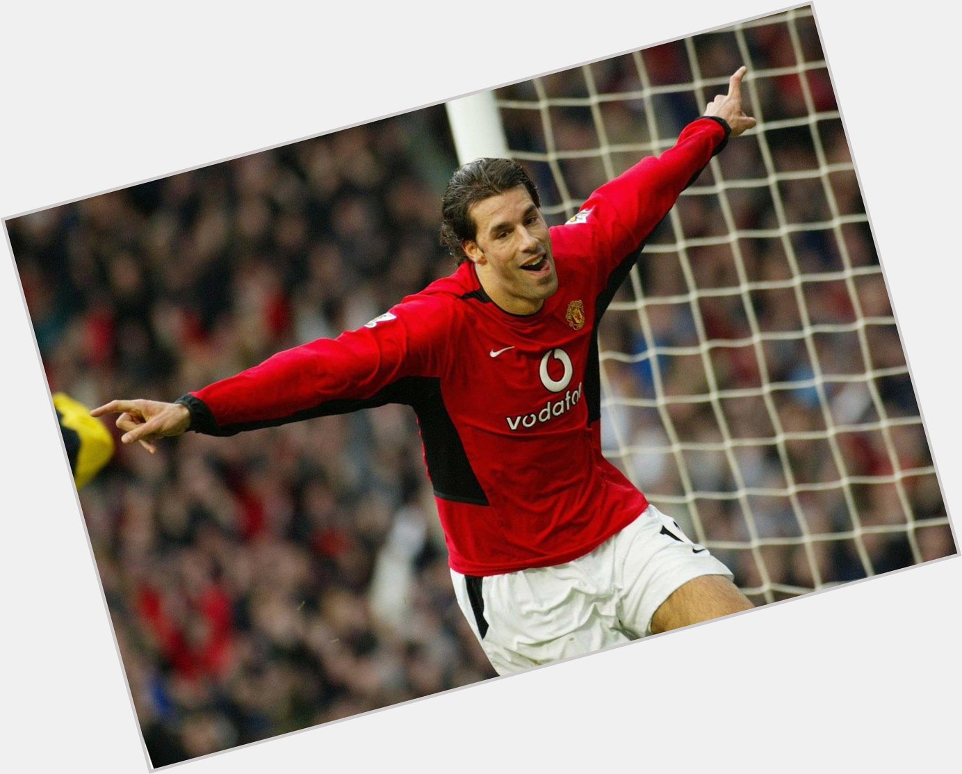 Happy birthday to Manchester United legend Ruud Van Nistelrooy!   