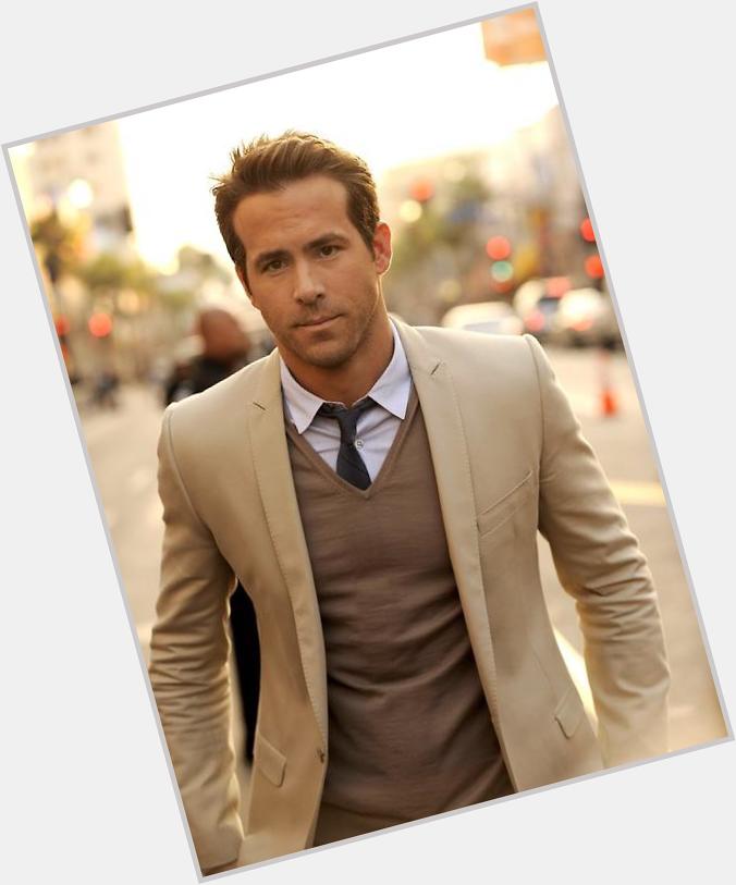 RICHIE: Happy 38th birthday to recent Canadian Walk of Fame inductee Ryan Reynolds! 