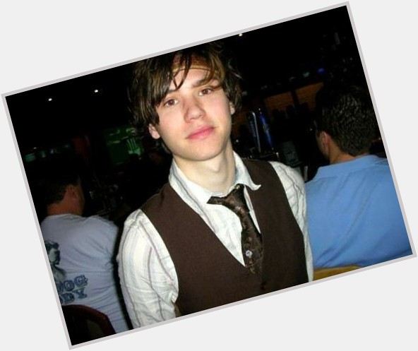 Happy birthday ryan ross. 
you will always be famous thank u for inventing music !!! 