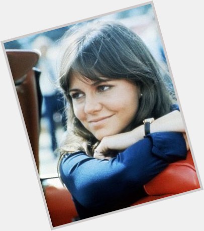 Happy 75th birthday to Sally Field, who was born on this day in 1946. 