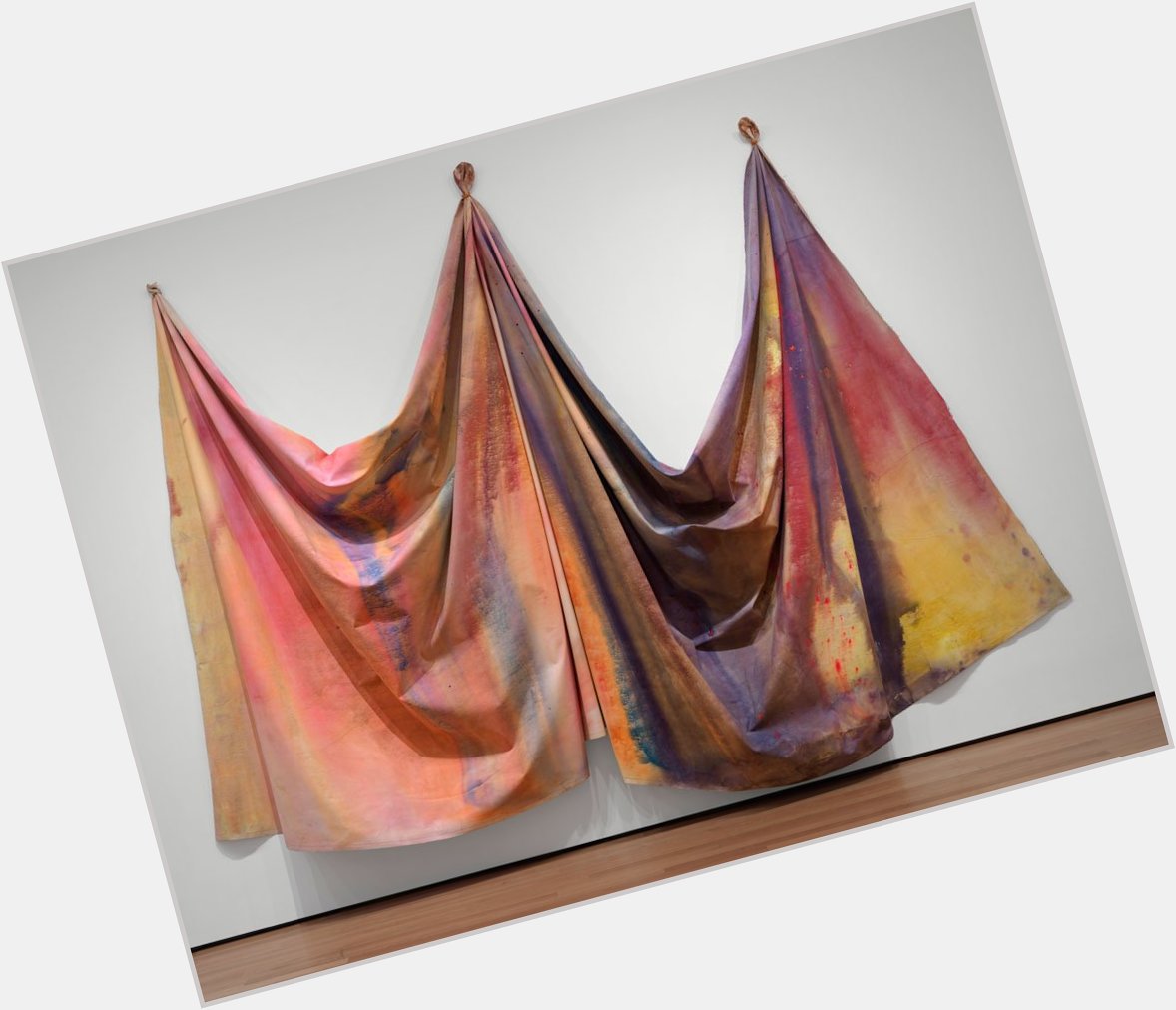 Happy birthday to artist Sam Gilliam! Enjoy this dramatic Gilliam work from our collection. 