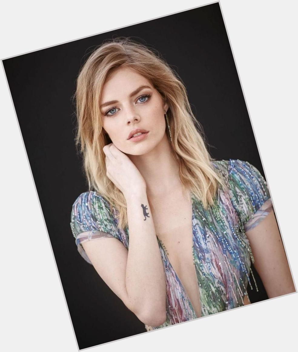 Happy Birthday to the stunning Samara Weaving 