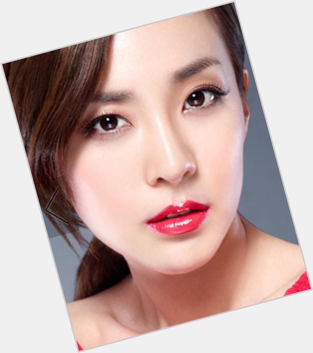 Happy Birthday to one of the most humblest celebrities out there, whos beautiful inside and out, Sandara Park ! 