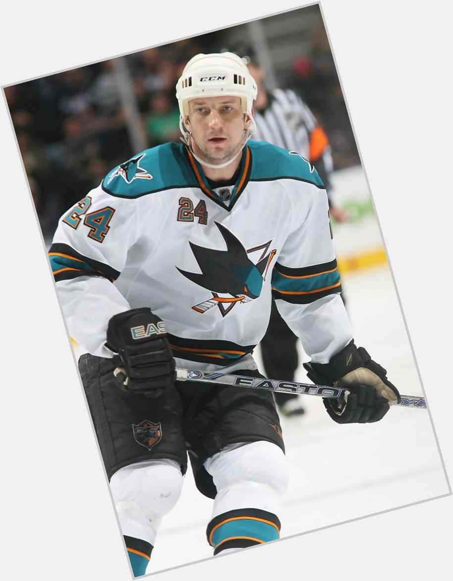 Happy 45th Birthday to alumni defenseman and 1991 second round draftee (no. 30 overall) Sandis Ozolinsh. 