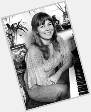 Happy Birthday to the much loved and missed Sandy Denny 6.1 47. 