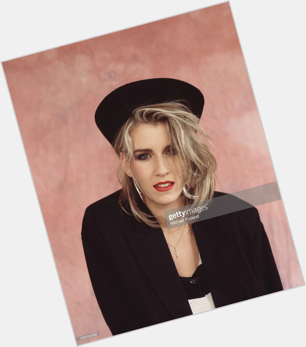 Happy Birthday to Sara Dallin of Bananarama    