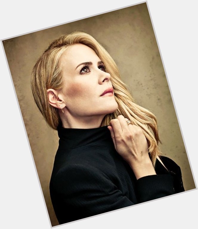 Happy 44th birthday to one of my most beautiful idols; Sarah Paulson. I love you so much  