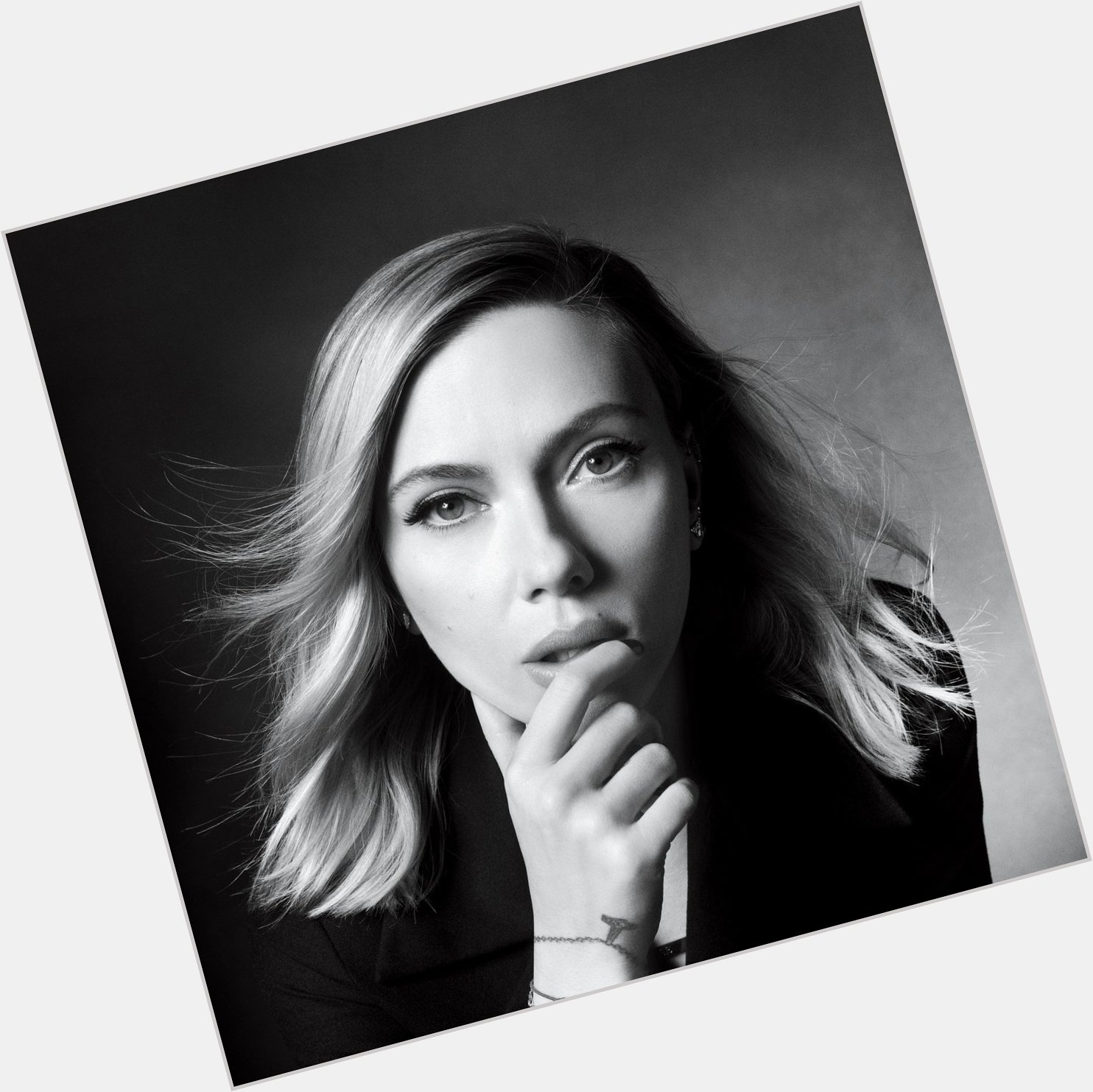 Happy Birthday to the masterful Scarlett Johansson! : Mark Seliger / Queue Cover 2019 