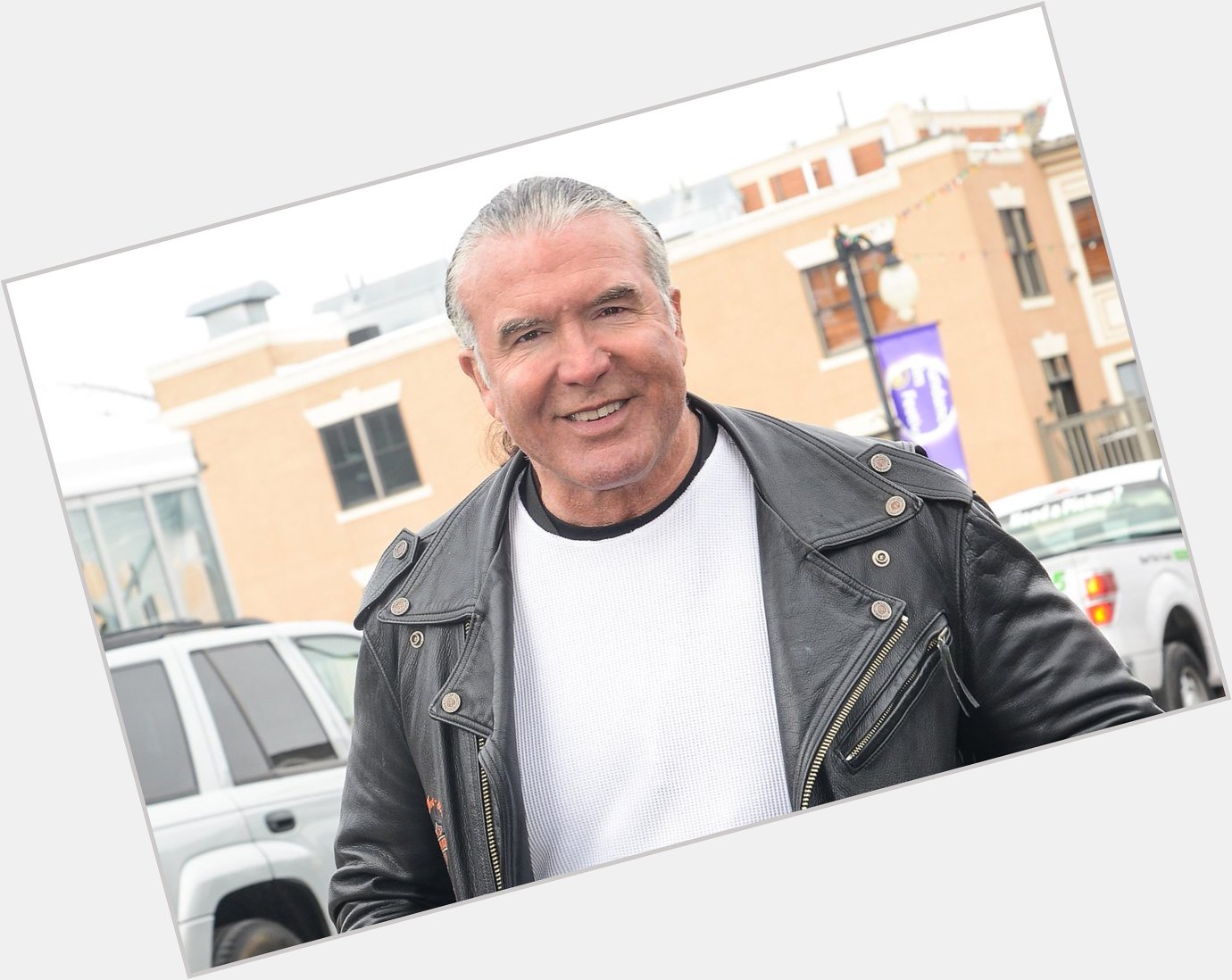 Happy Birthday to WWE Hall of Famer Scott Hall who turns 60 today! 
