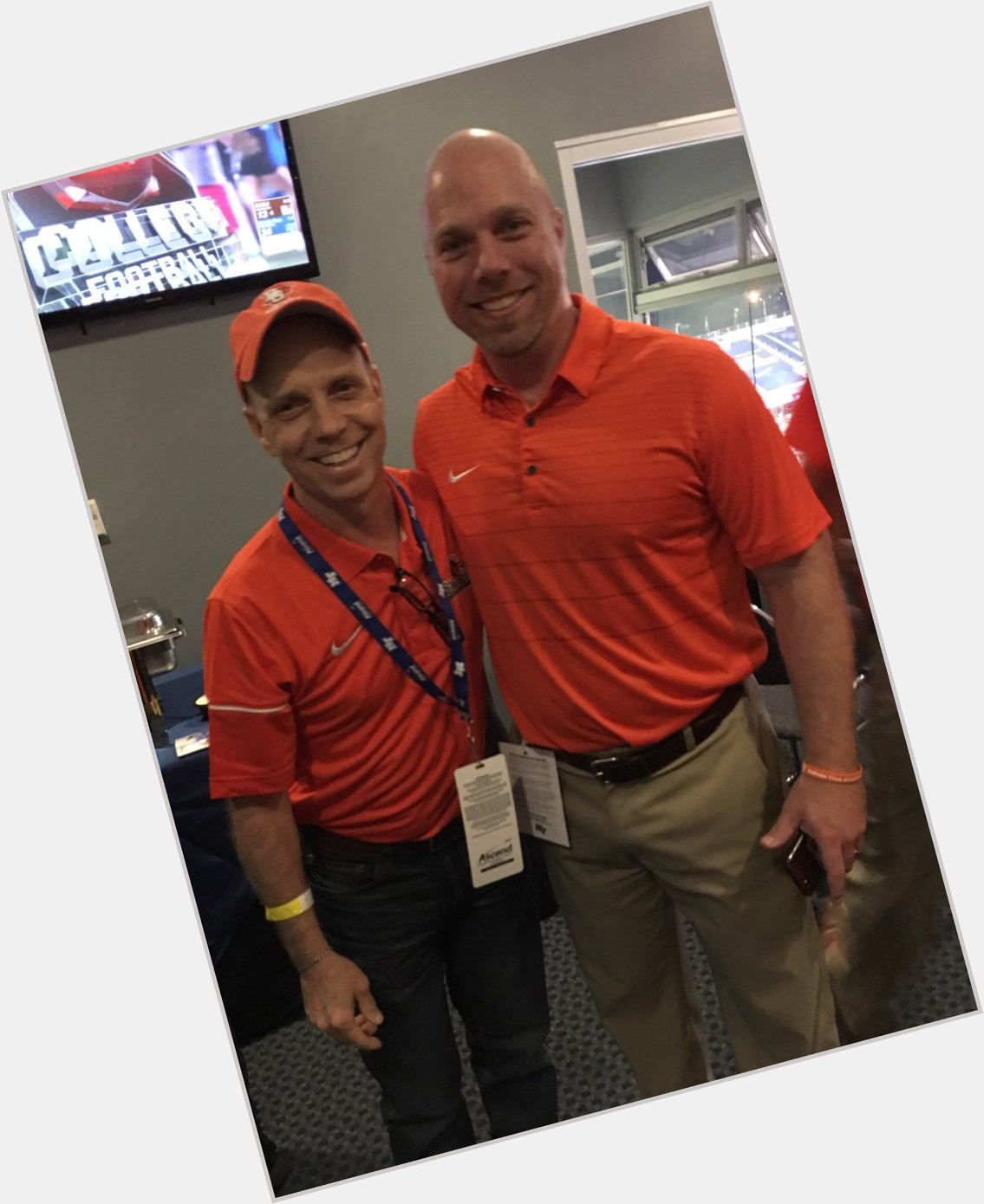 Happy Falcon Birthday to Bowling Green legend Scott Hamilton who I m honored to share the day with! 