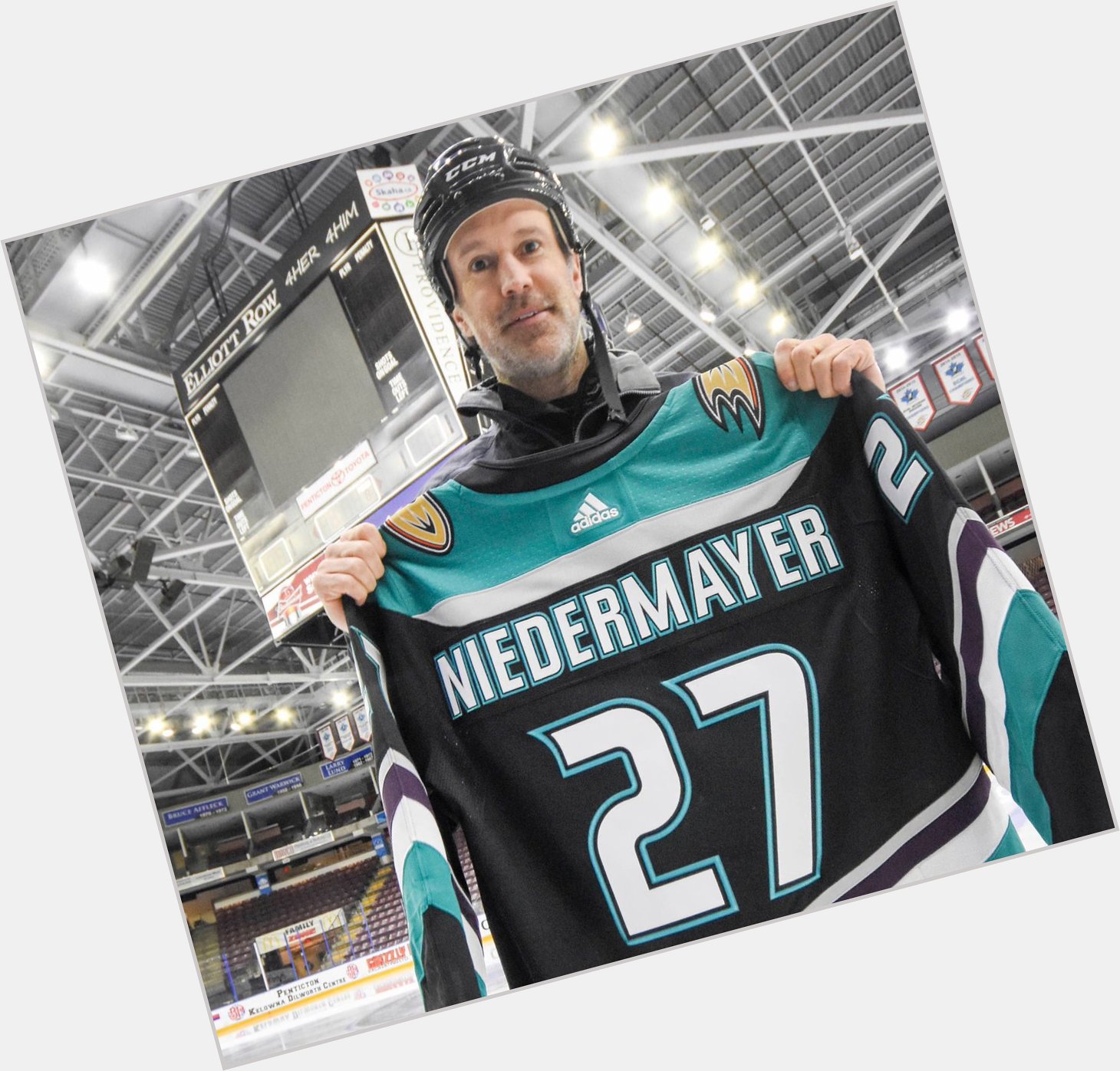 Happy Birthday to Coach Scott Niedermayer! 