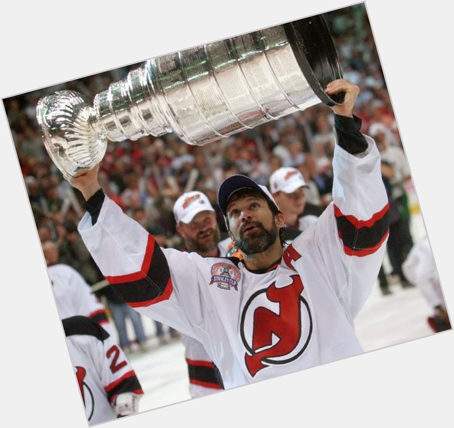 Happy birthday to New Jersey Devil great Scott Niedermayer. 