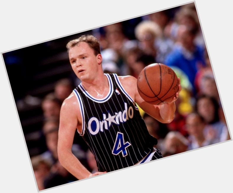 Happy birthday to the all time single game assist record holder Scott Skiles! 