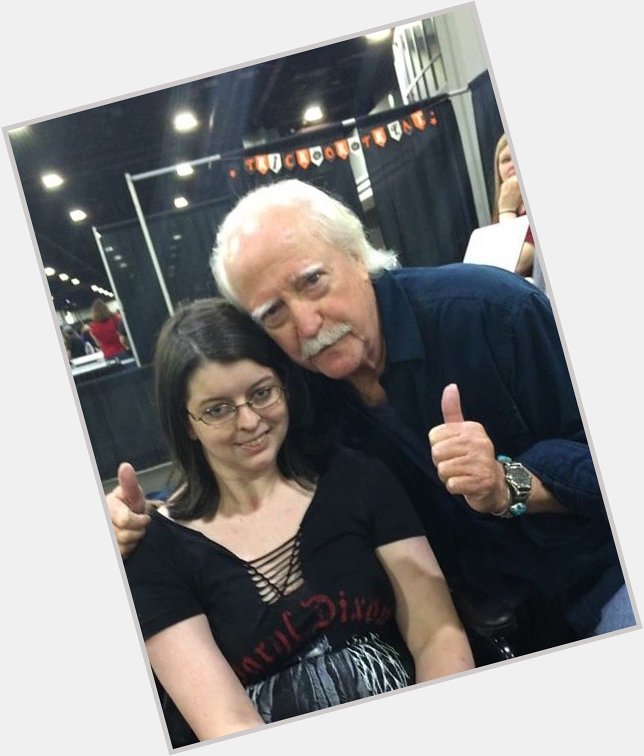 Happy Birthday to Scott Wilson! It was nice meeting him last year at Walker Stalker. I hope to go back! 