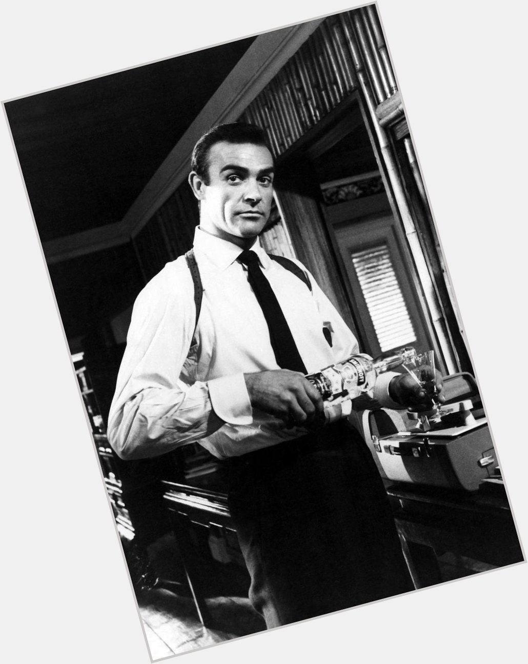 Happy birthday Sean Connery !  