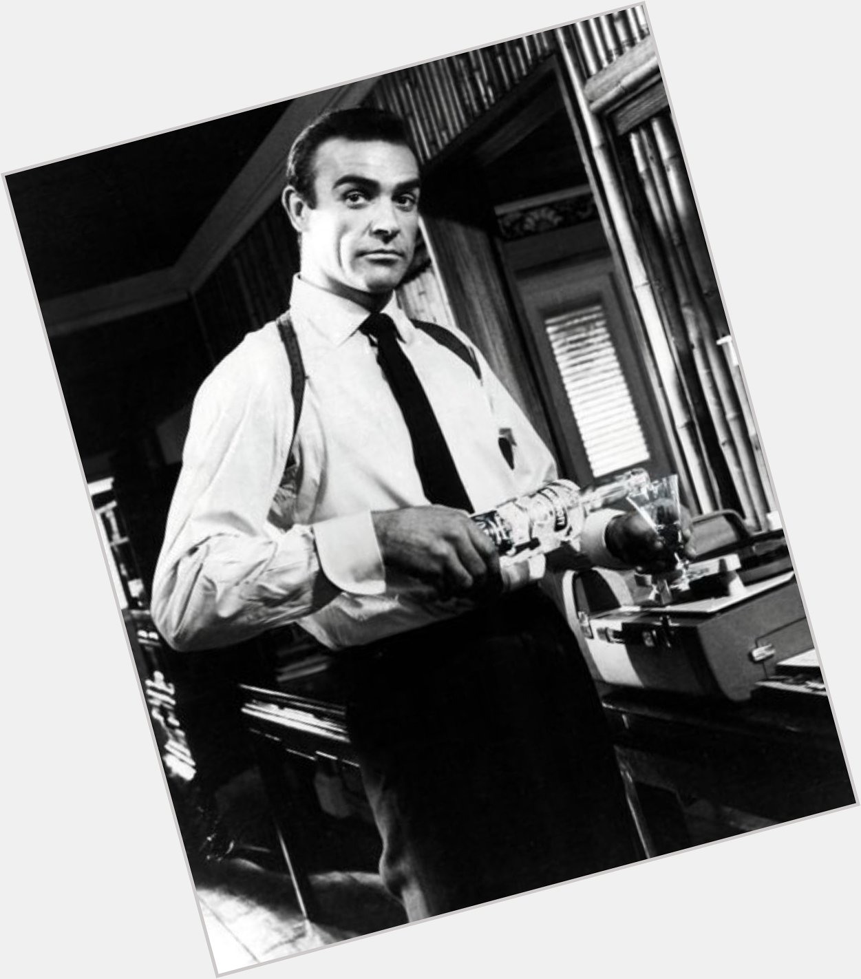 Happy 90th birthday to Connery. Sean Connery! He is aging like a fine Scotch! 