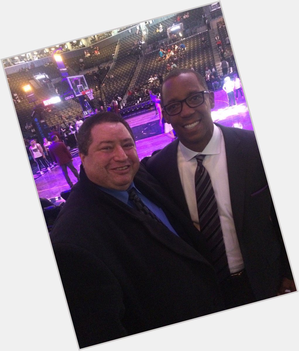 HAPPY BIRTHDAY SHOUT OUT TO SEAN ELLIOTT.. ONE OF THE COOLEST DUDES ON THE PLANET  