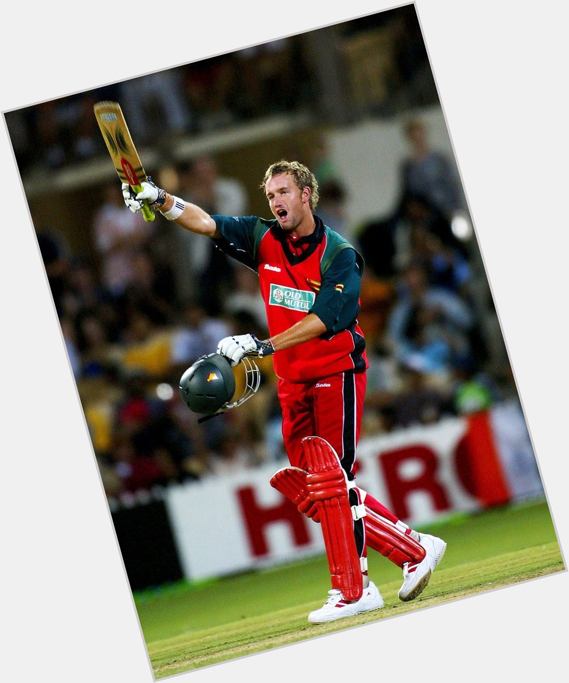  Happy Birthday to former Zimbabwe batsman Sean Ervine      