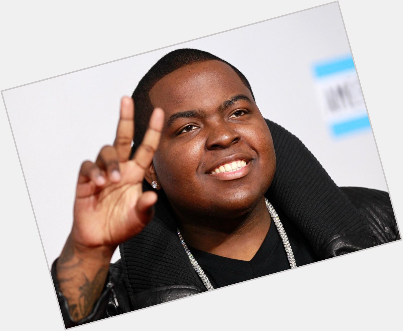 Happy Birthday Beautiful Girls
Fire Burning
Beat It

Which is your fav Sean Kingston song? 