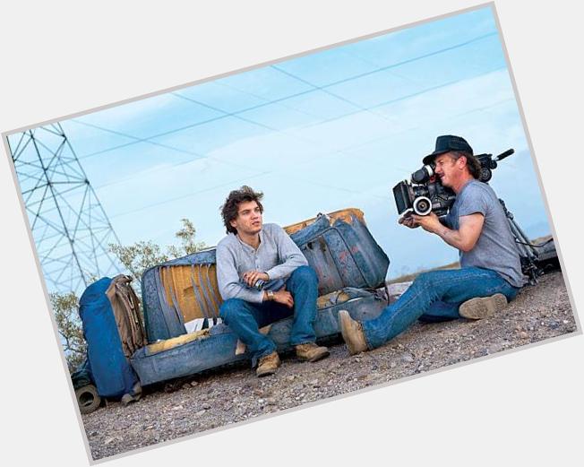 Sean Penn directs Emile Hirsch in Into The Wild. Happy birthday, Mr.Penn 