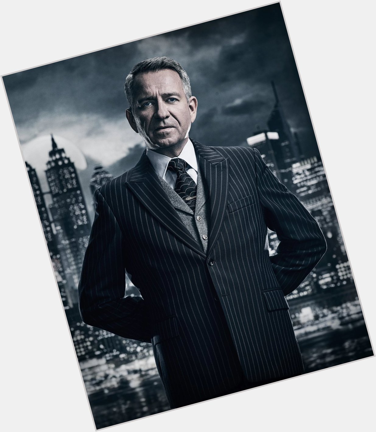 Happy Birthday to Sean Pertwee aka the best on screen Alfred 
