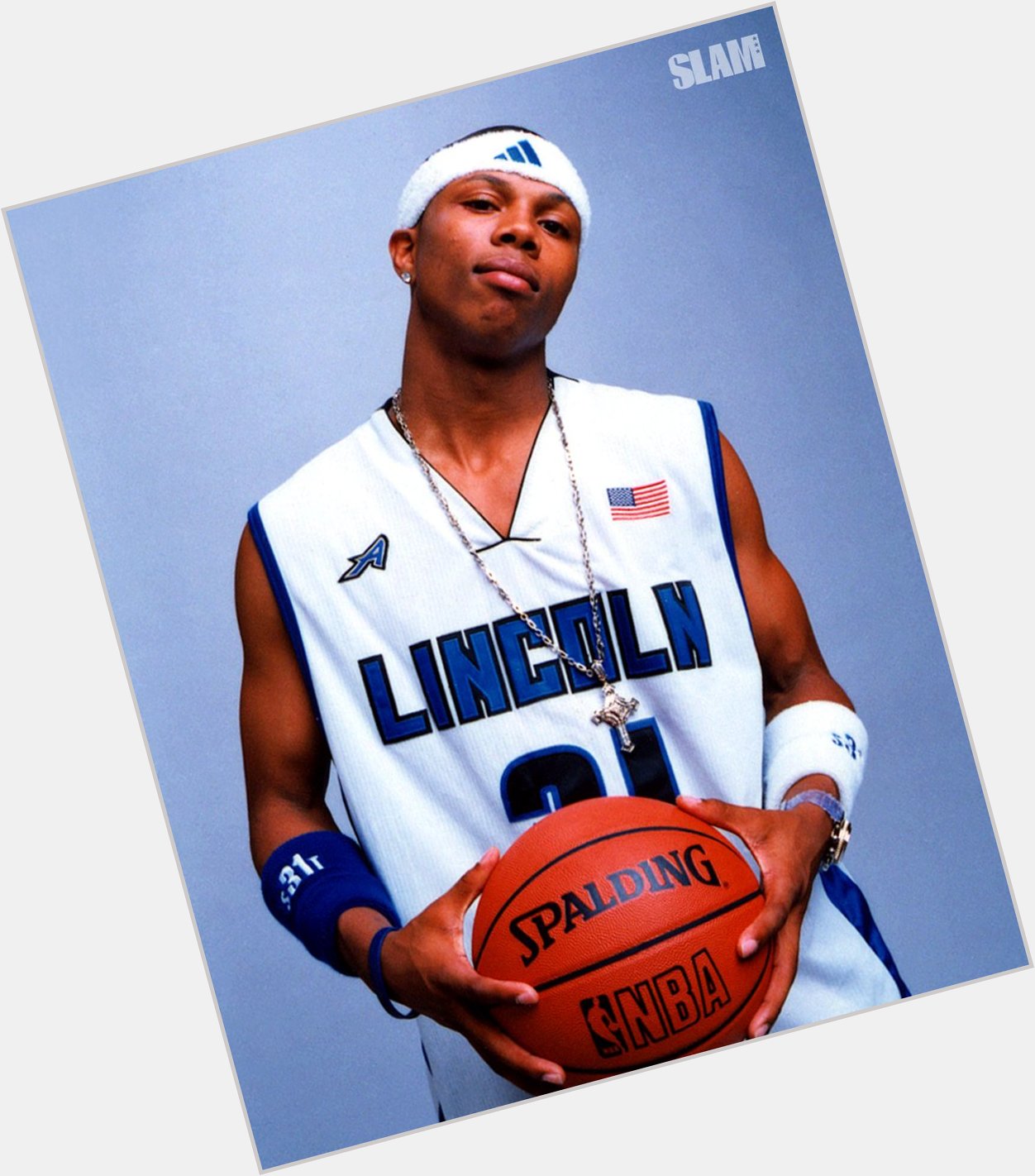 MY NIGGA BASSY!!! NYC legend to the fullest. 

Happy birthday, Sebastian Telfair! 