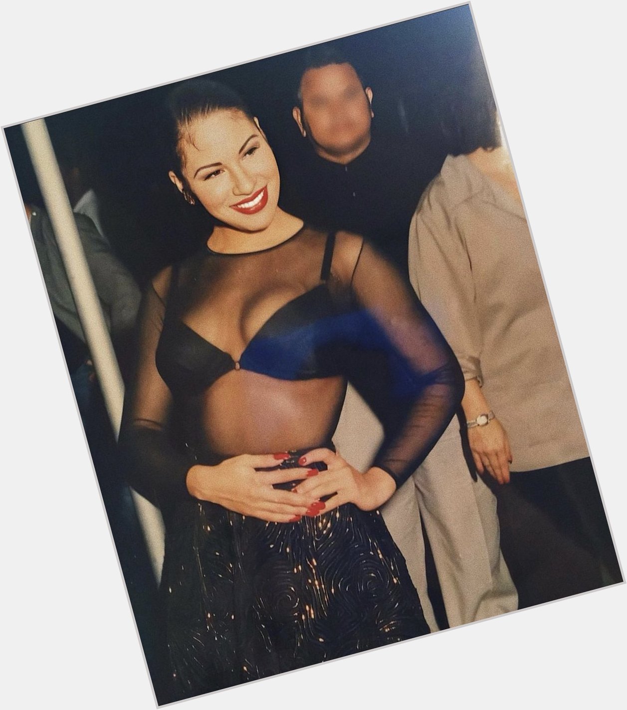 Today Selena Quintanilla would ve been turning 49 Happy Birthday Queen ! 