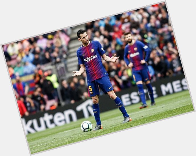 Best holding midfild of all time Happy Birthday to Sergio Busquets!  