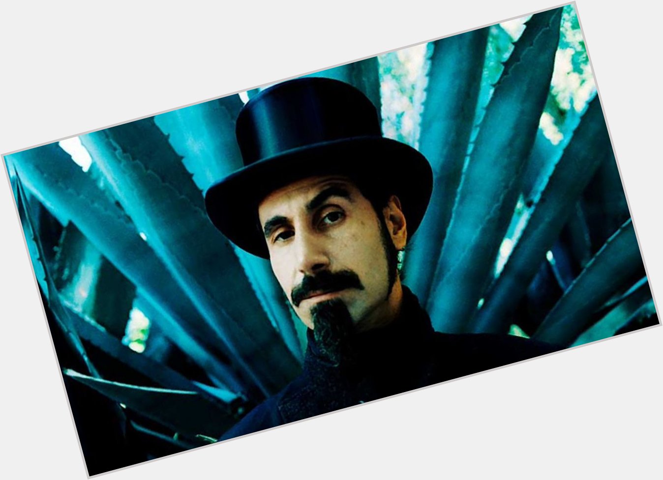 Happy Birthday Serj Tankian

System of a Down - Toxicity 

 