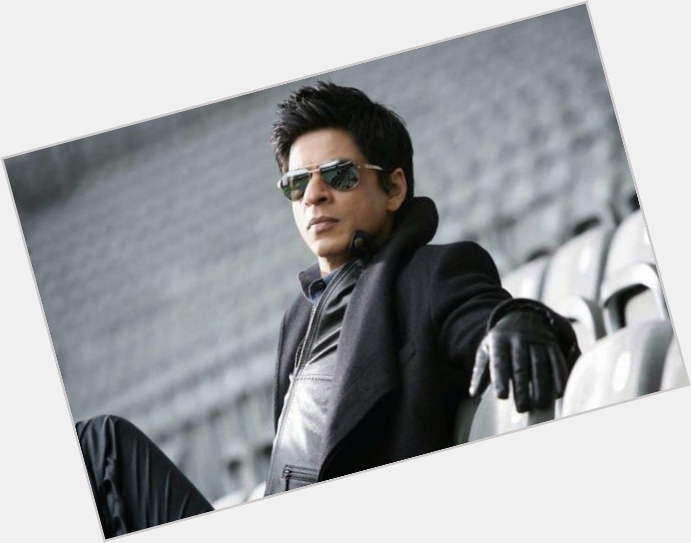 Happy birthday Shah Rukh Khan!!   