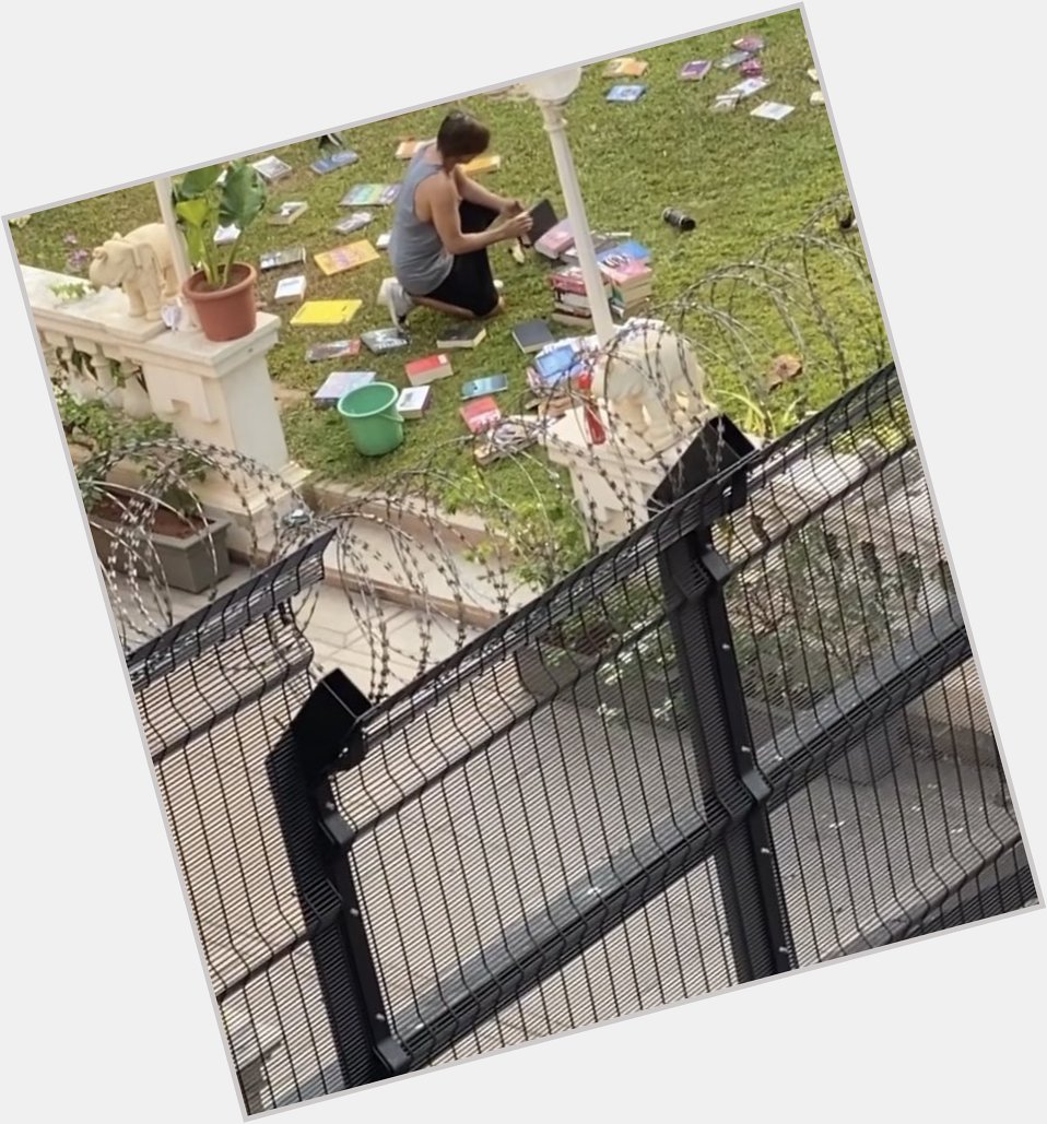 Shah rukh khan cleaning his books in his backyard. happy birthday srk  image courtesy of shireen gandhy 