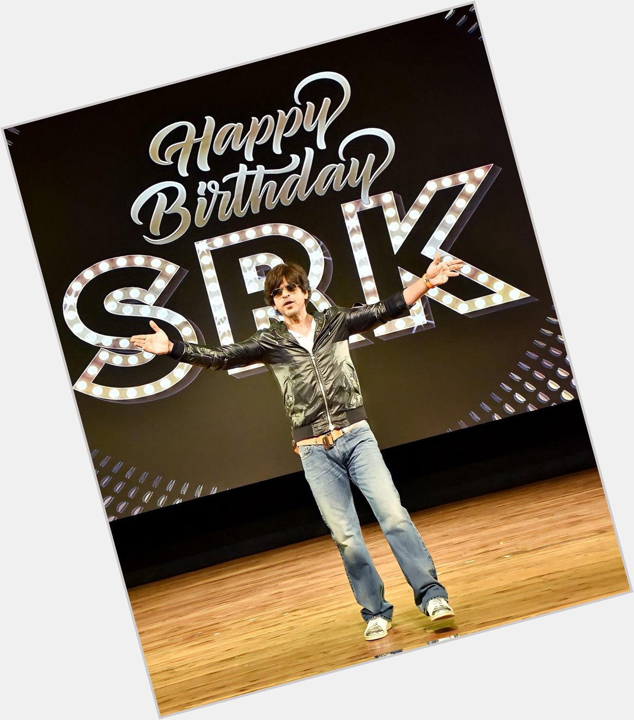  WishingYou A Very Very Happy Birthday King Shahrukh khan    