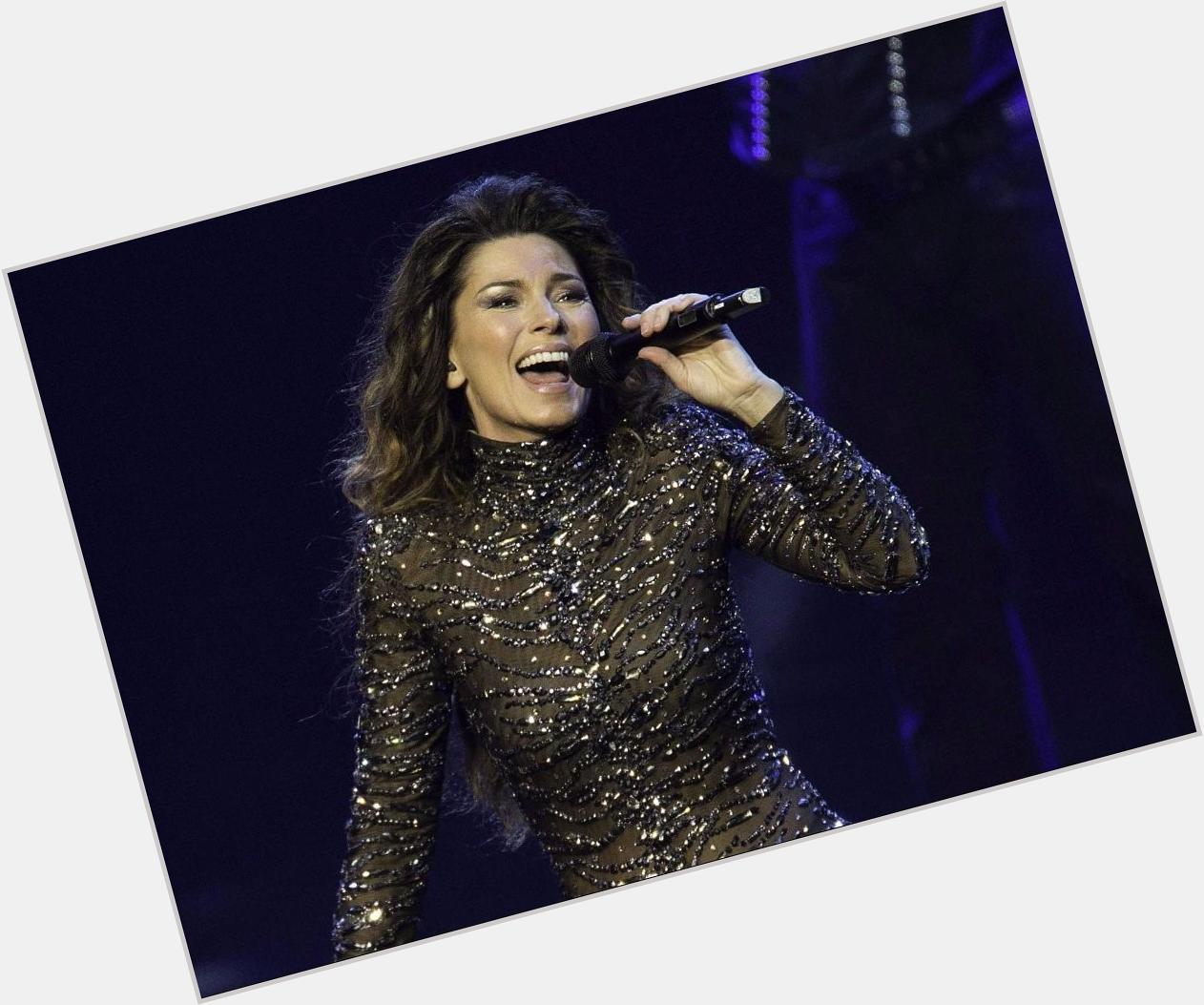 Happy birthday to the amazing Shania Twain!

I hope you have a wonderful day surrounded by friends and family! 