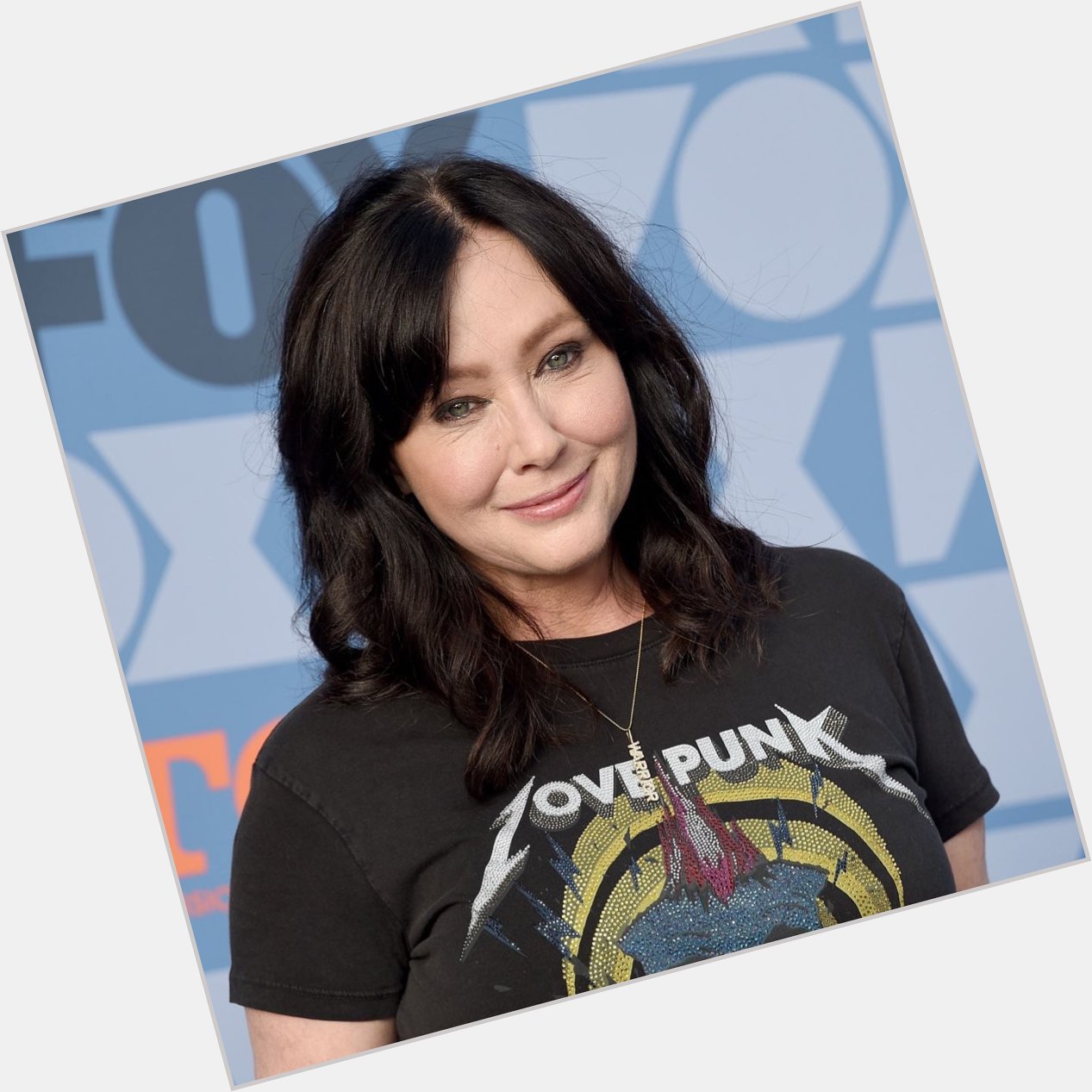 Happy Birthday to this legendary rock star of a woman named Shannen Doherty     