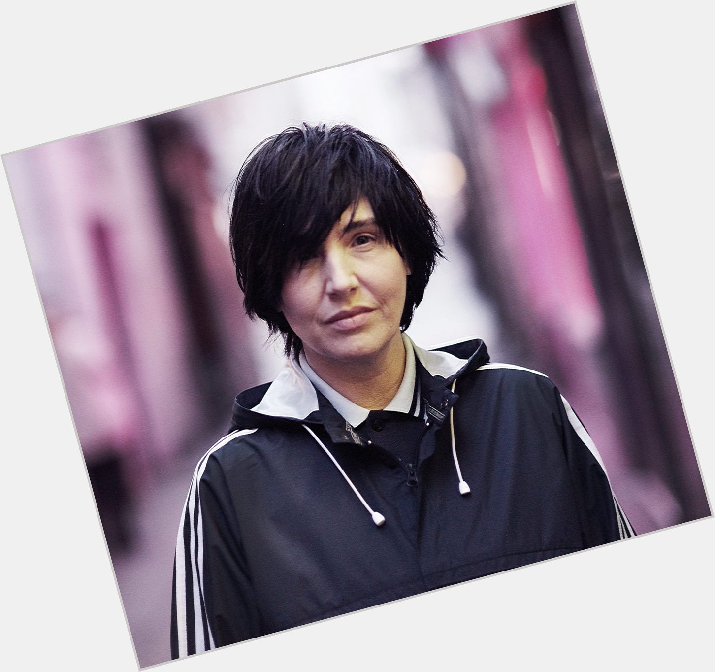 Happy 52nd birthday star Sharleen Spiteri!

If you had to pick one Texas song? 