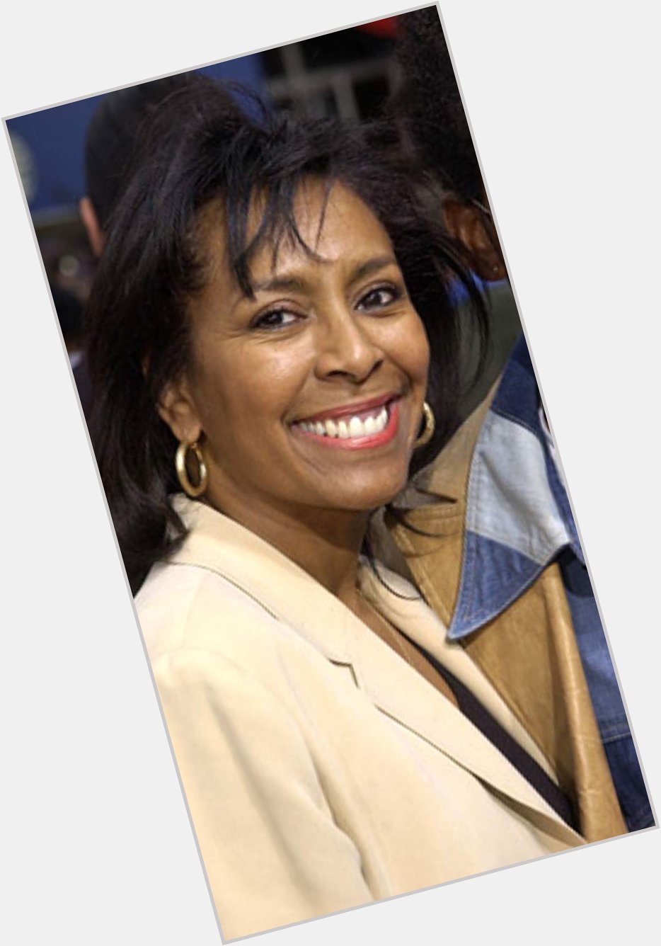  Happy Birthday actress Sheila Frazier 