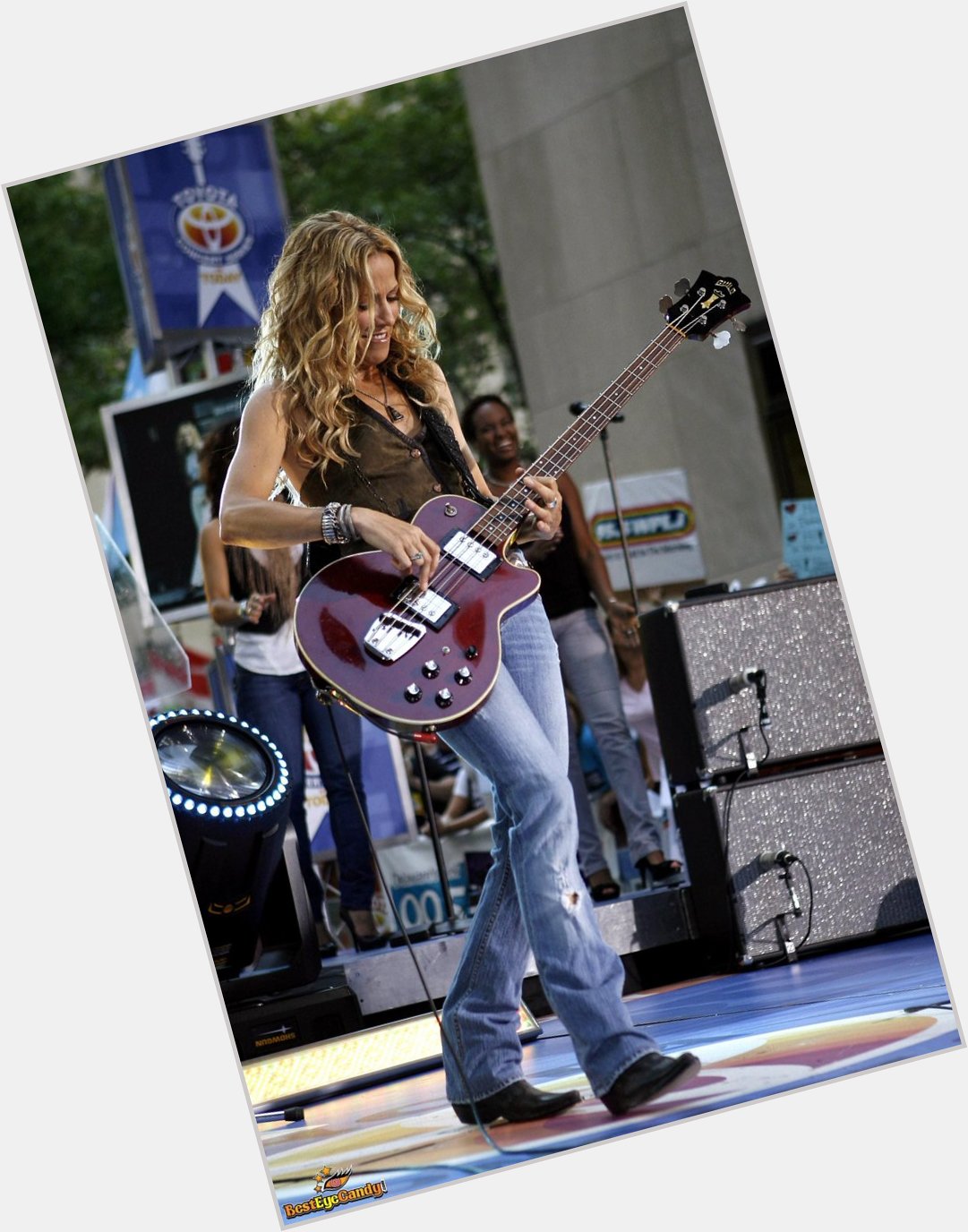 Happy Birthday to Sheryl Crow, who is a fine bass player! 