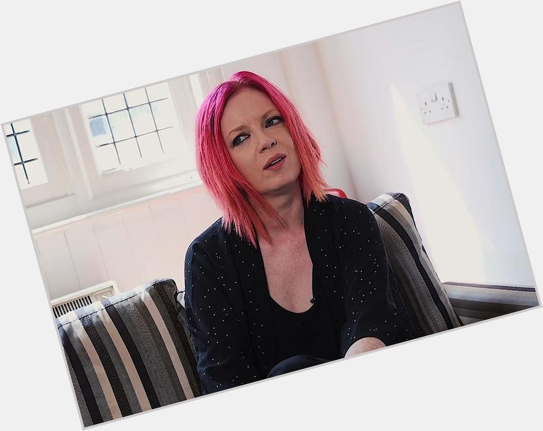Happy birthday Shirley Manson! Here she is on the highs & lows of 20 years in Garbage - watch  