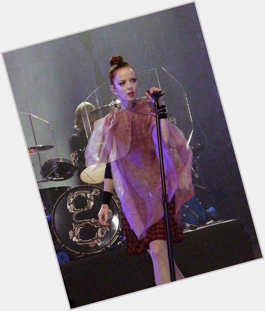 I d like to wish a happy 52nd birthday to Shirley Manson, lead singer of the alternative rock band Garbage! 