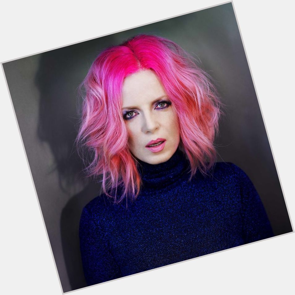 Happy Birthday to the iconic Shirley Manson!

The Scottish lead singer of turns 53 today. 