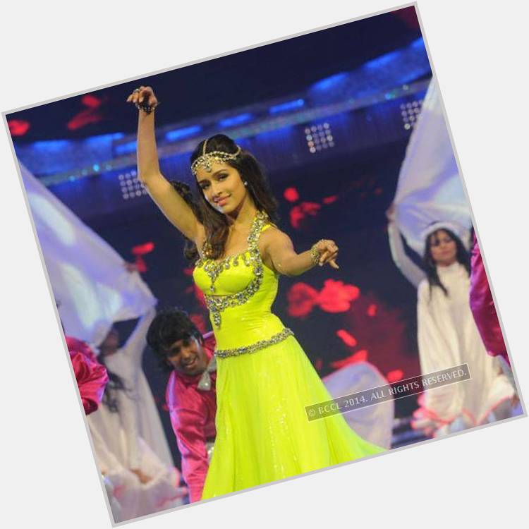 To wish a very Happy Birthday Shraddha Kapoor!  Pic from her performance during the fbb Femina Miss India 2014. 