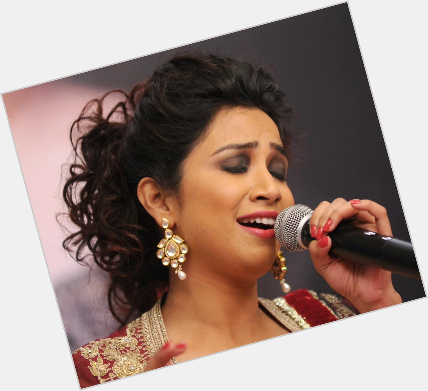 Happy Birthday to the extremely beautiful & talented Singer Shreya Ghoshal  