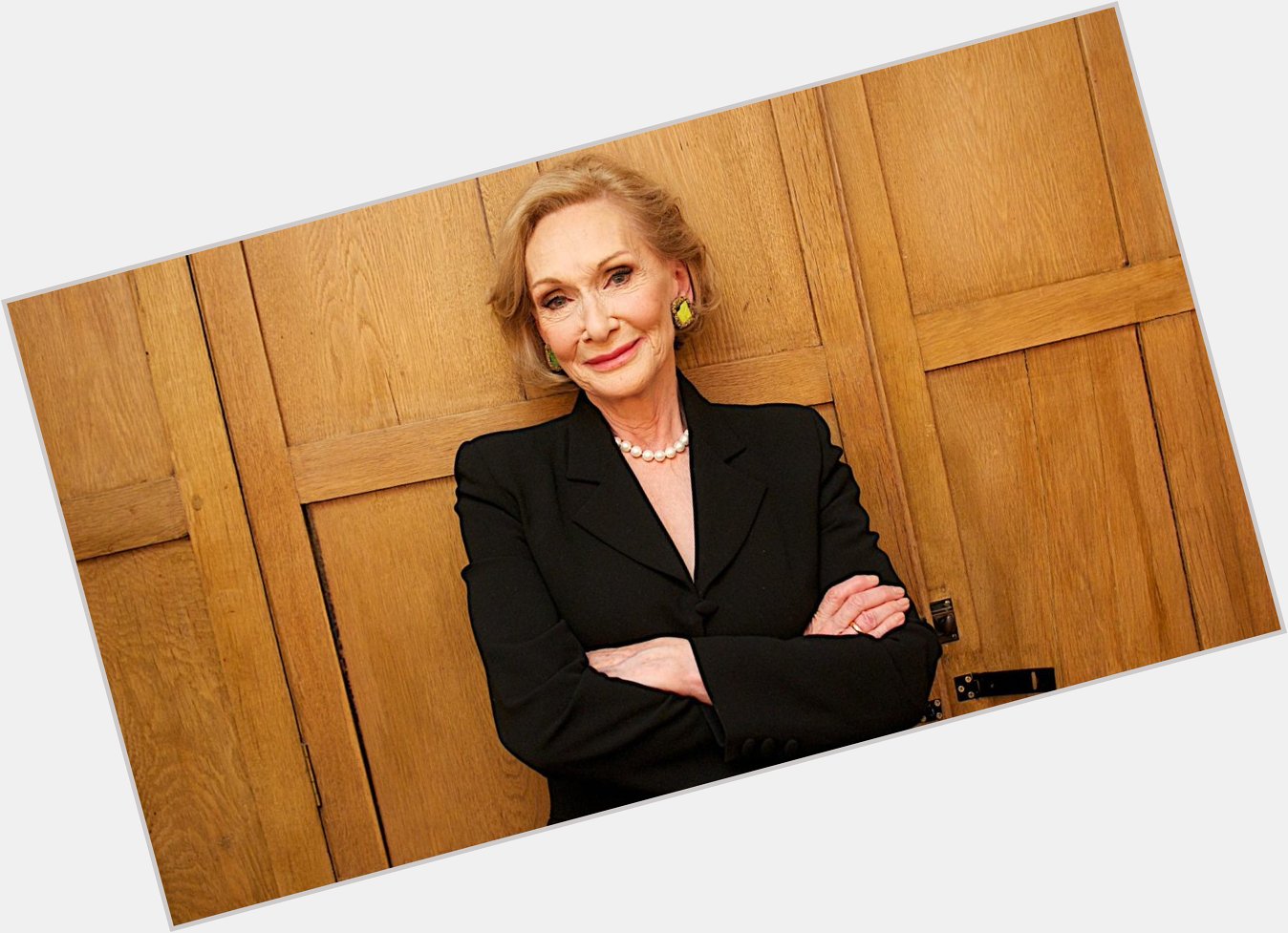 Happy 90th birthday to the fabulous Dame Siân Phillips. 