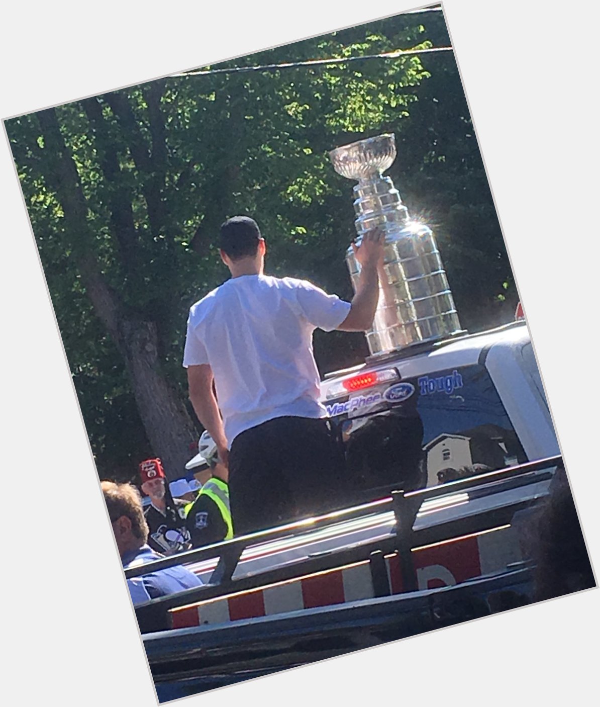 Happy Birthday Sidney Crosby! Thanks for bringing smiles to with the Stanley Cup! 