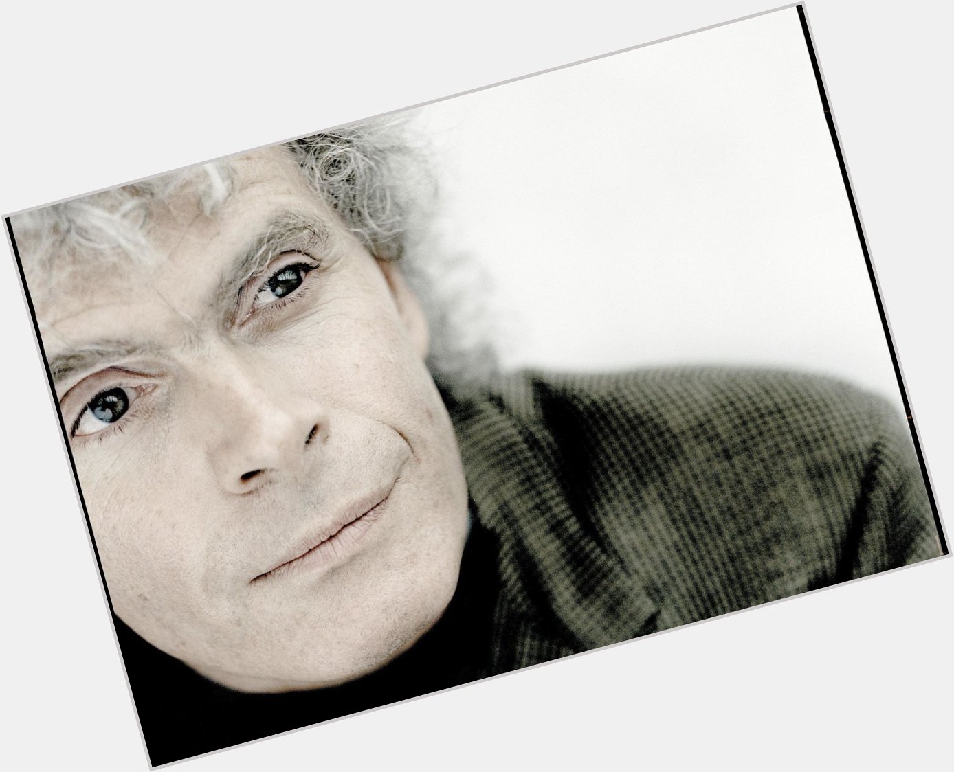 Happy Birthday Sir Simon Rattle! We\re looking forward to your concert with the next month! 