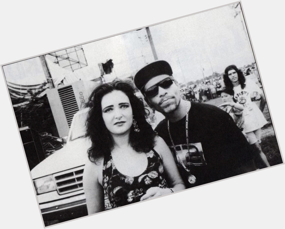 Happy birthday siouxsie sioux 
here she is with ICET 