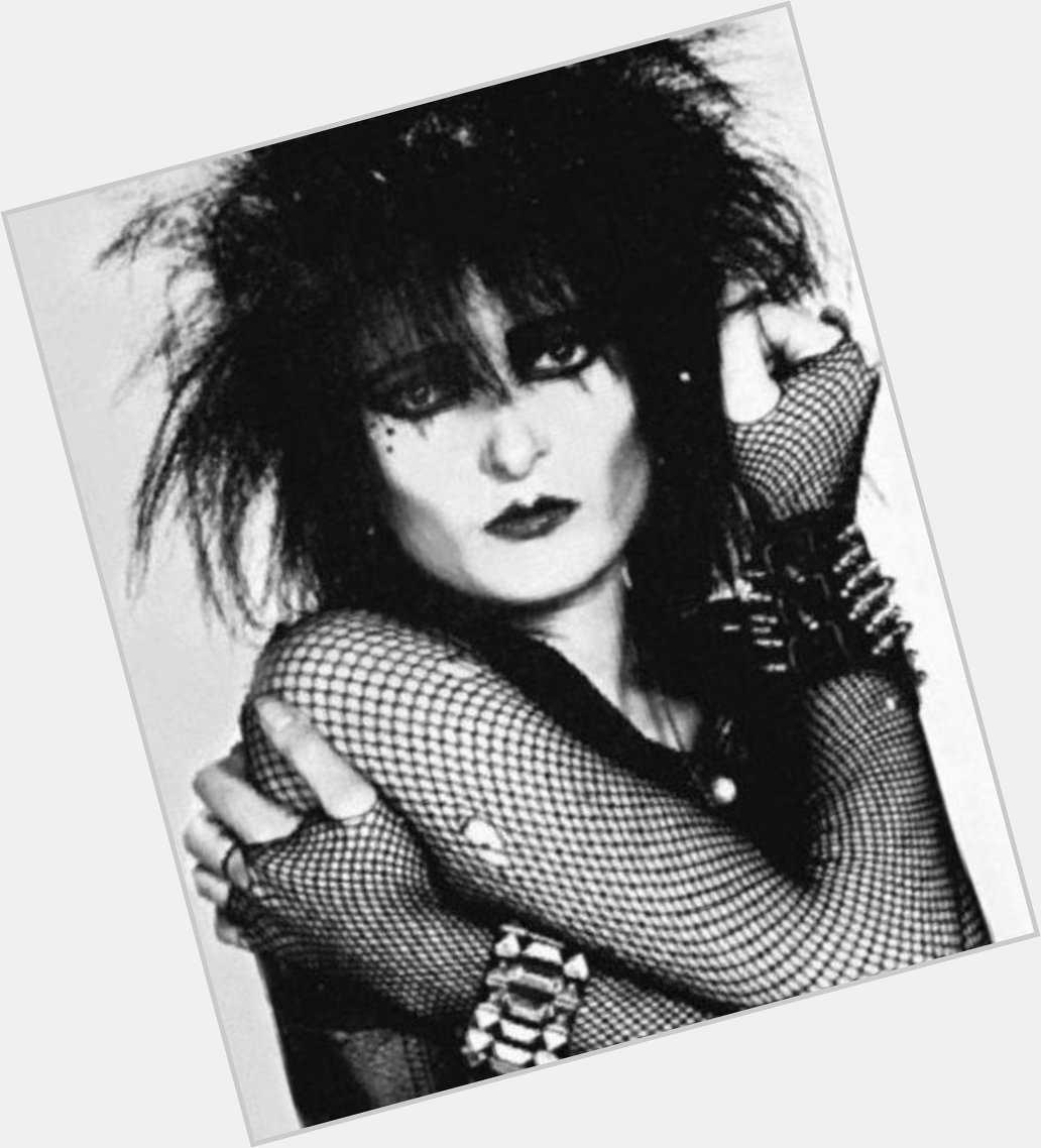 Happy birthday to the goddess Siouxsie Sioux we are entranced, spellbound 