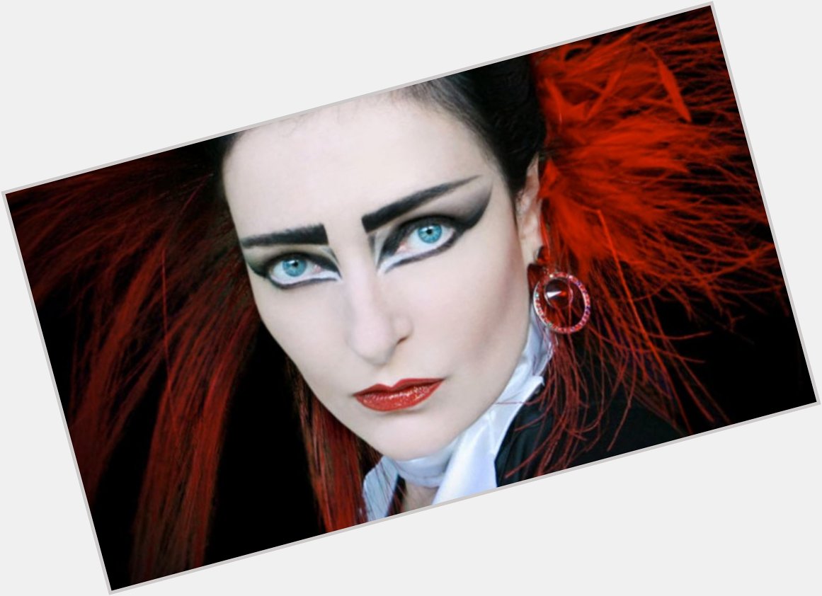 Happy birthday to the one and only Siouxsie Sioux      