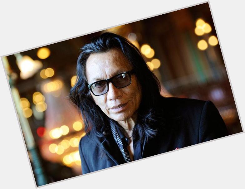 Happy Birthday to Sixto Rodriguez who sings about inner cities & street boys & rich folks & poor folks
Photo Henrik M 