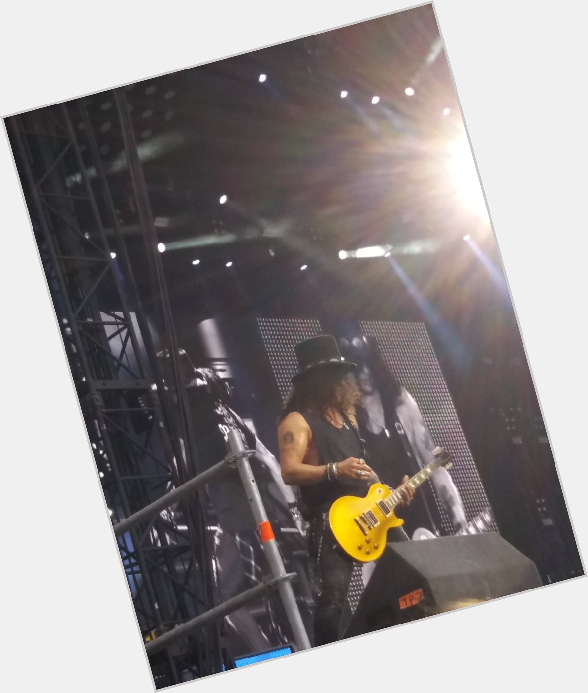   Happy Bday Slash     picture from live in Paris 7/7/2017  